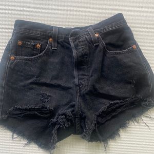 Size 24 Levi’s shorts